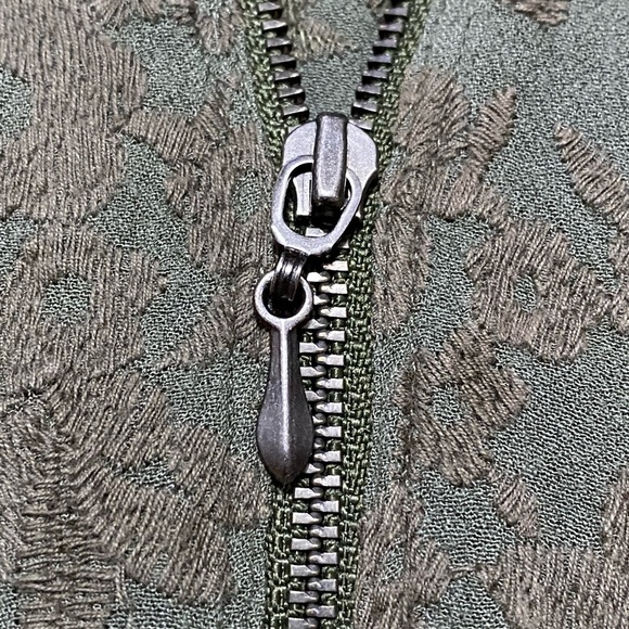 Anthropologie Saturday Sunday Zip Up Embroidered Gray/Green Hoodie in Size Small - Picture 5 of 13